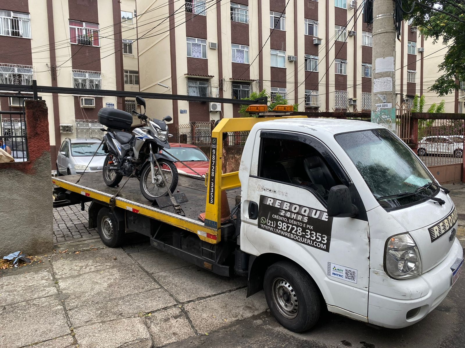 WhatsApp Image 2025-02-02 at 17.17.54