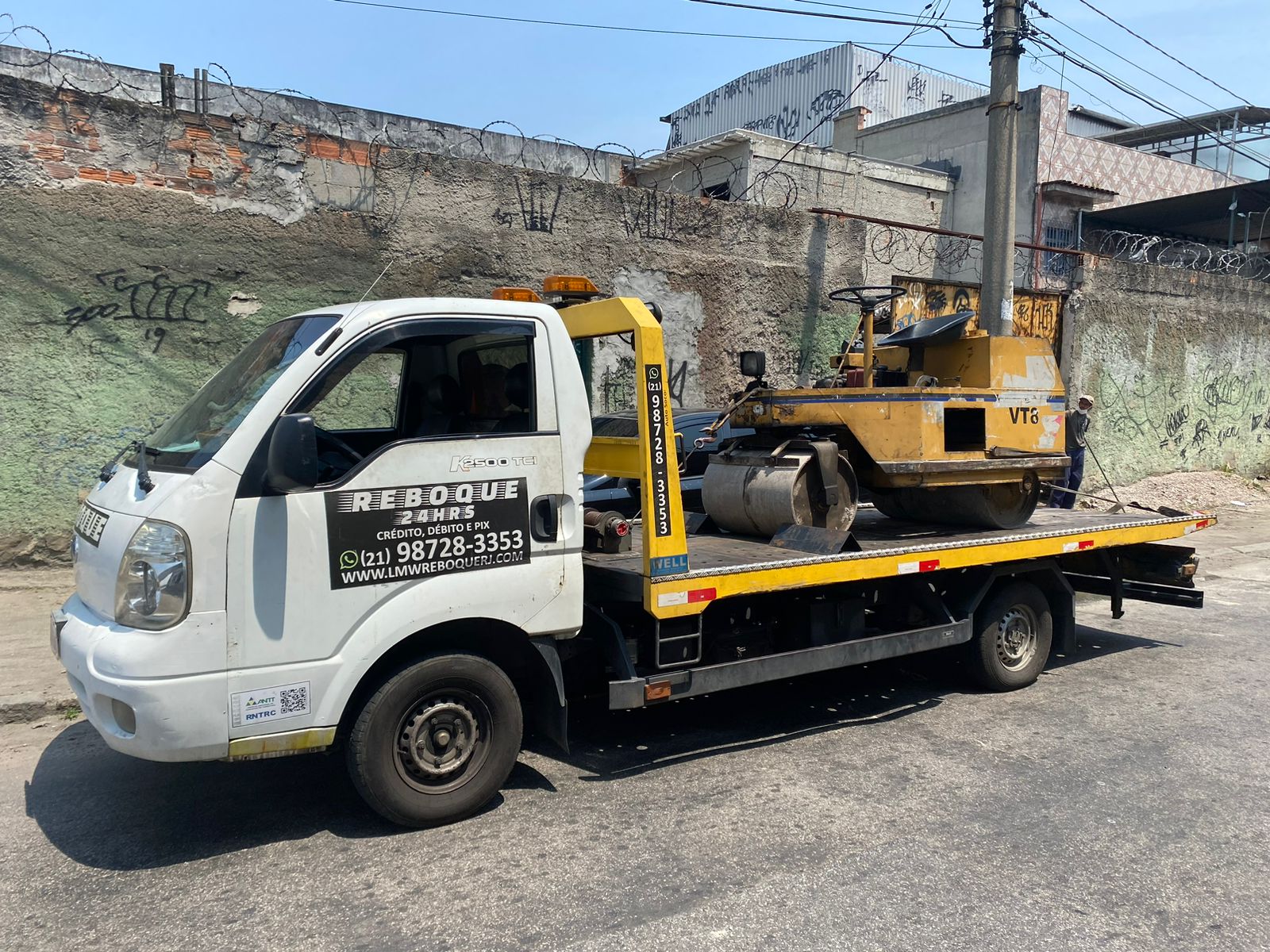 WhatsApp Image 2025-02-02 at 17.17.59